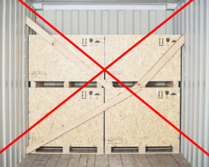 Ohne Ladungssicherung bestht die Gefahr von Transportschäden bei nicht stapelbaren Verpackungen und sensiblen Gütern im Container 2